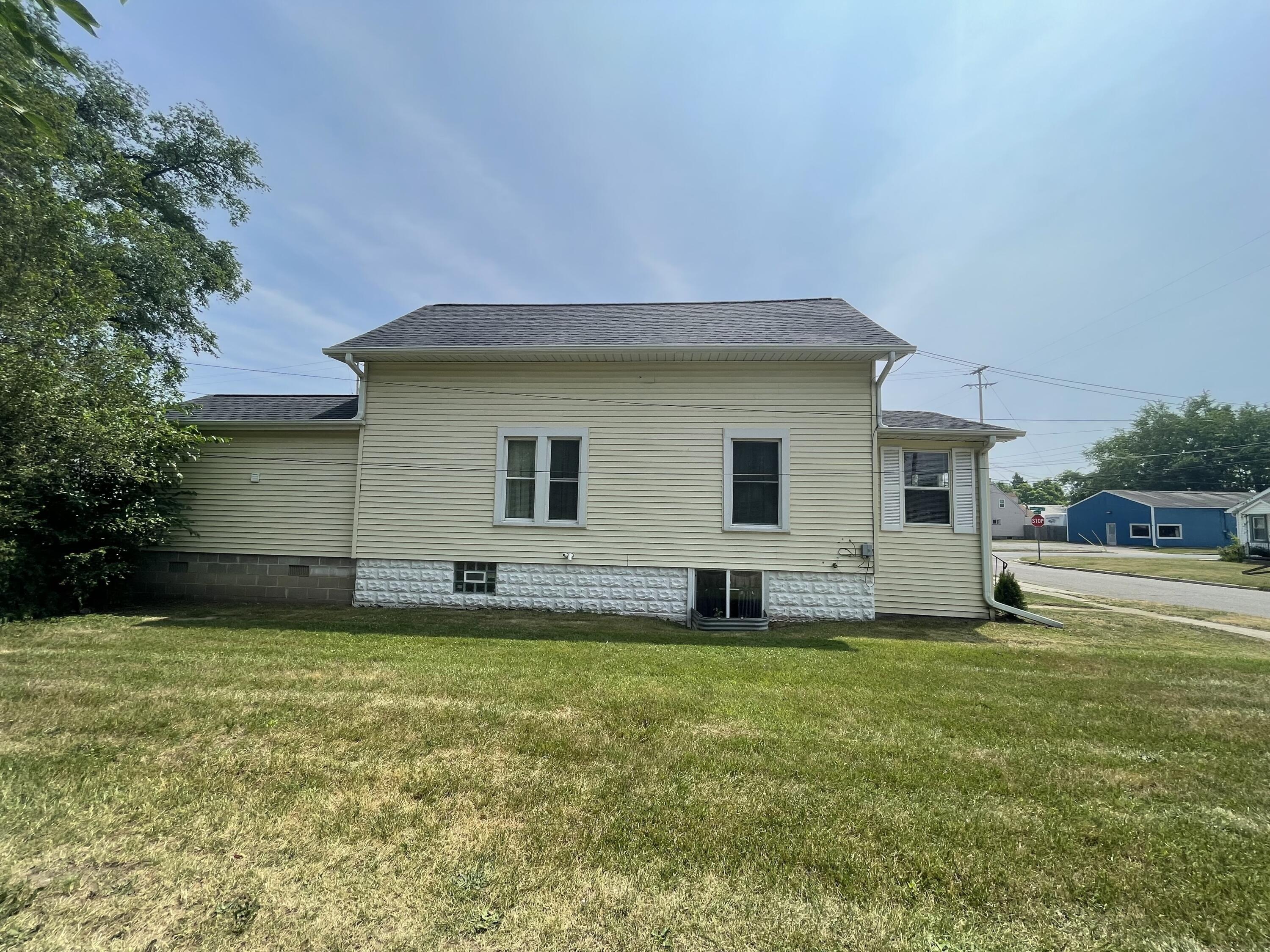 Lakeview Ave, Battle Creek, MI 49015