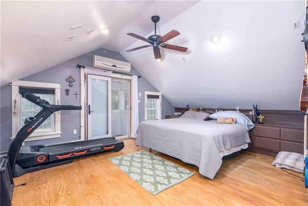 Highland Trl, Hope Valley, RI 02832