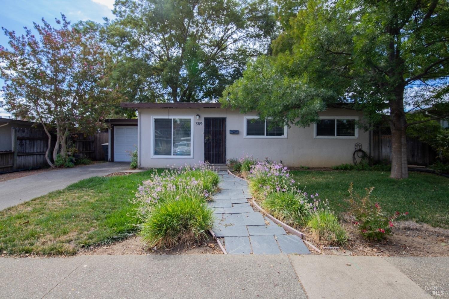 Grape St, Vacaville, CA 95688