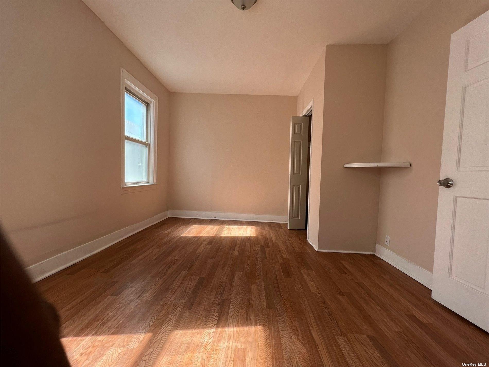 232nd St, Laurelton, NY 11413