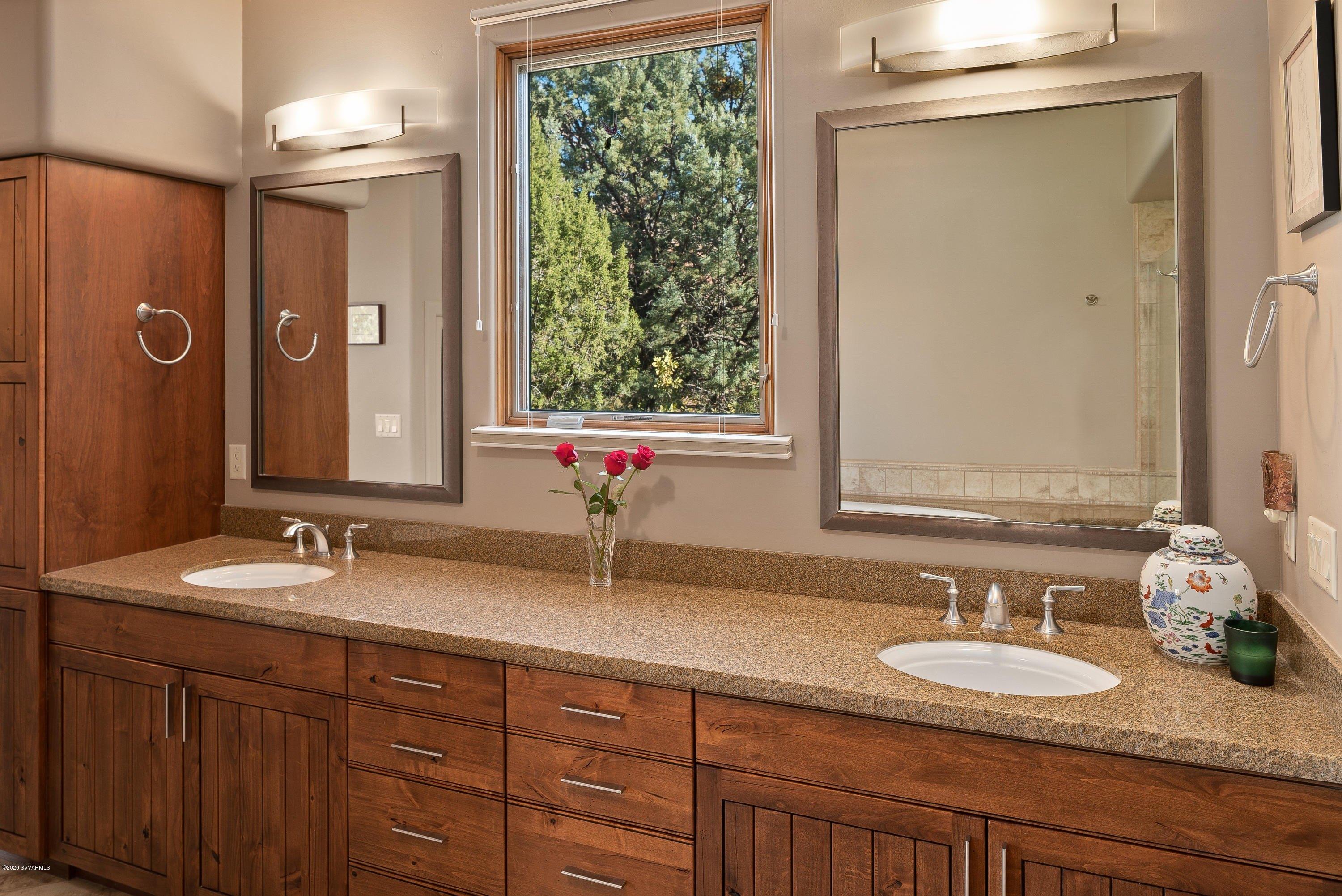 Calle Linda, Sedona, AZ 86336