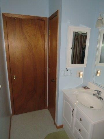 Busby Ave, Lancaster, OH 43130