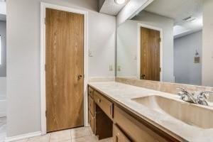 Michelle Dr, Arlington, TX 76016