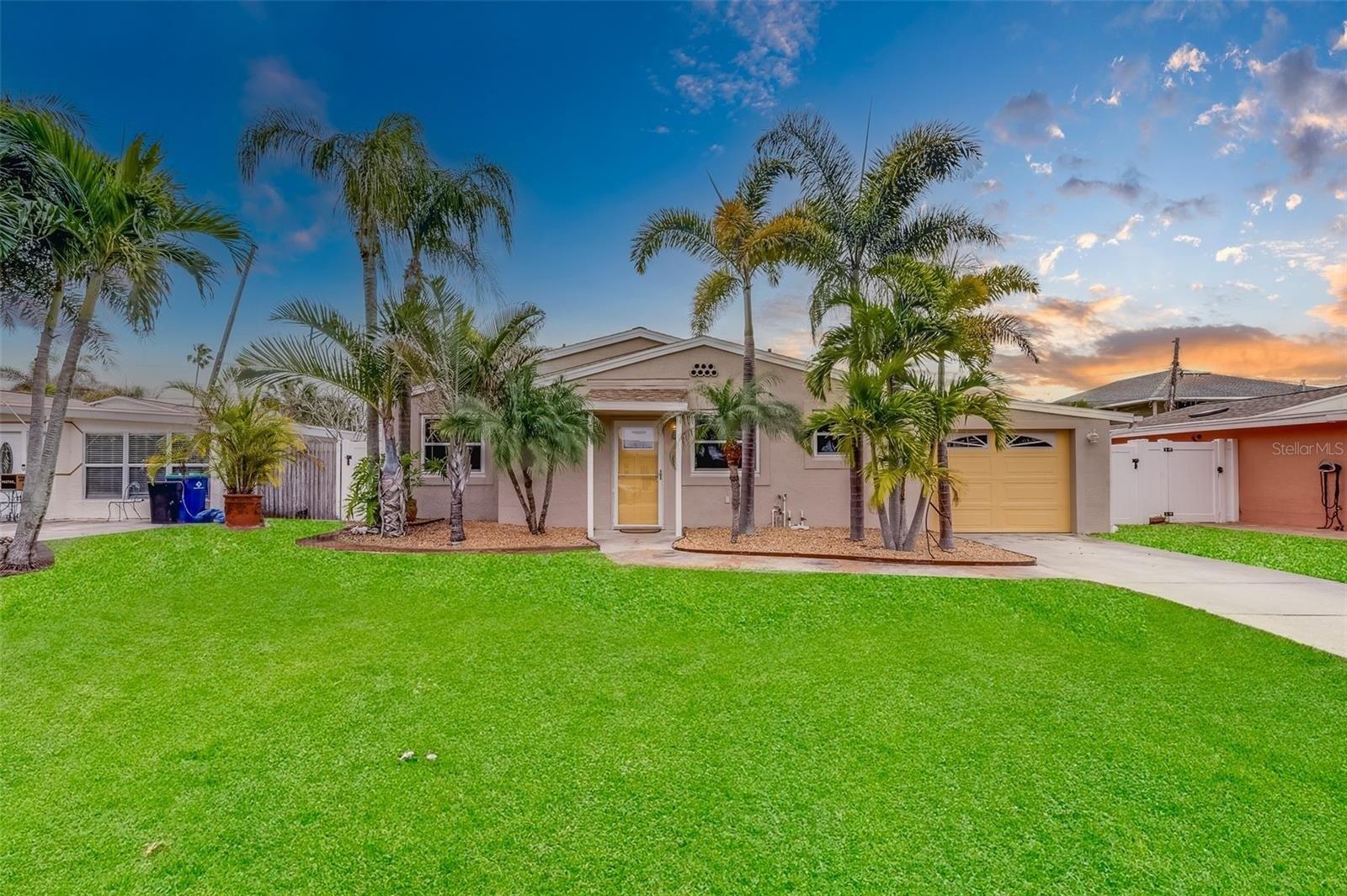 Redington Dr, Redington Beach, FL 33708