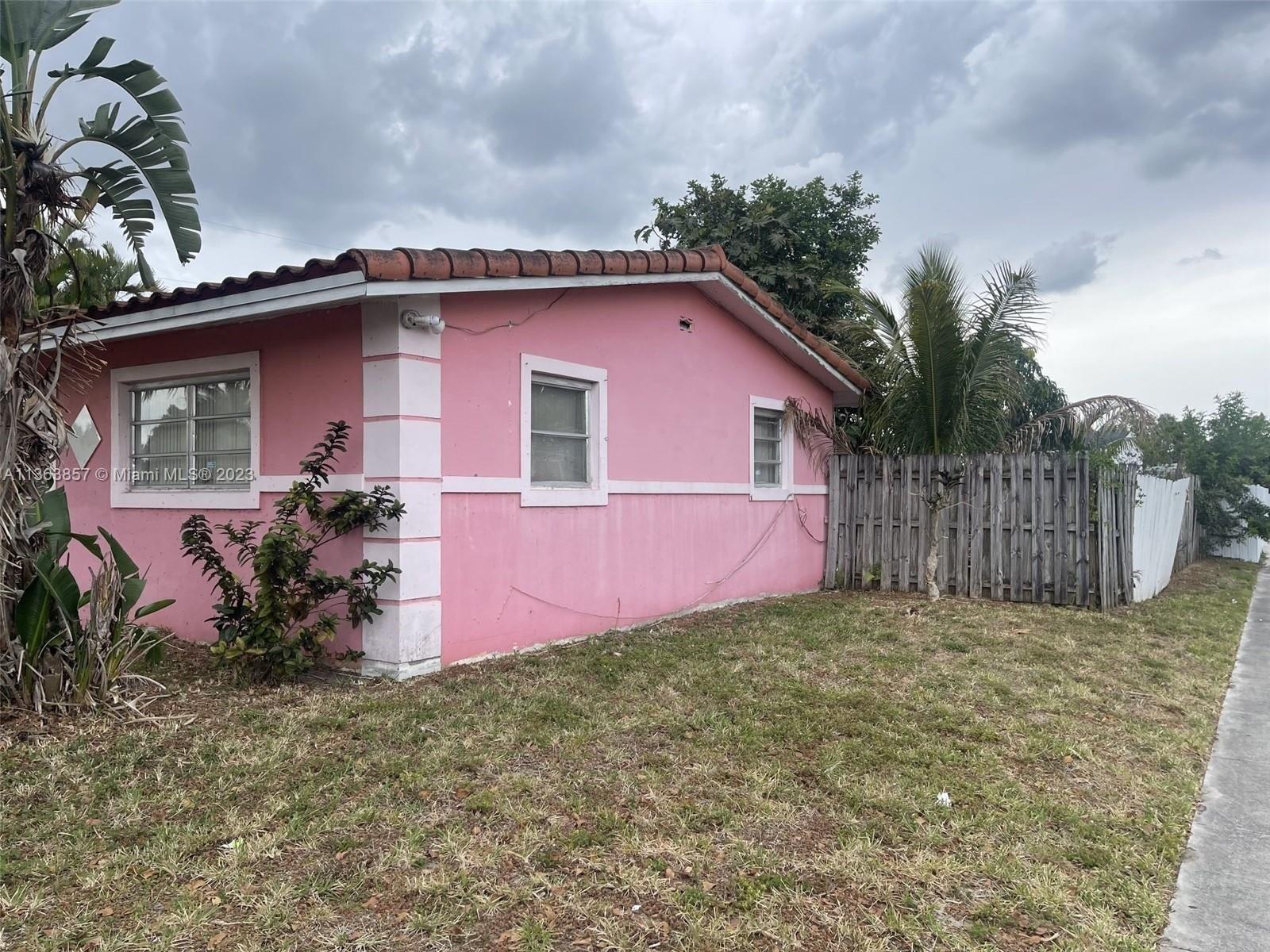 Nw 10th Ct, Miami, FL 33169
