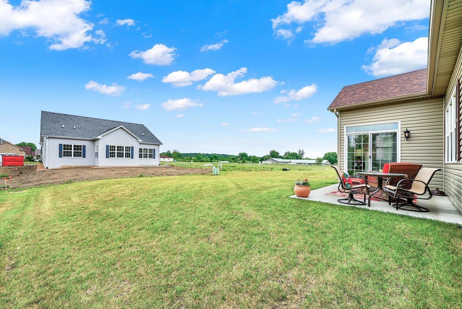W Windemere Cir, Lockport, IL 60441