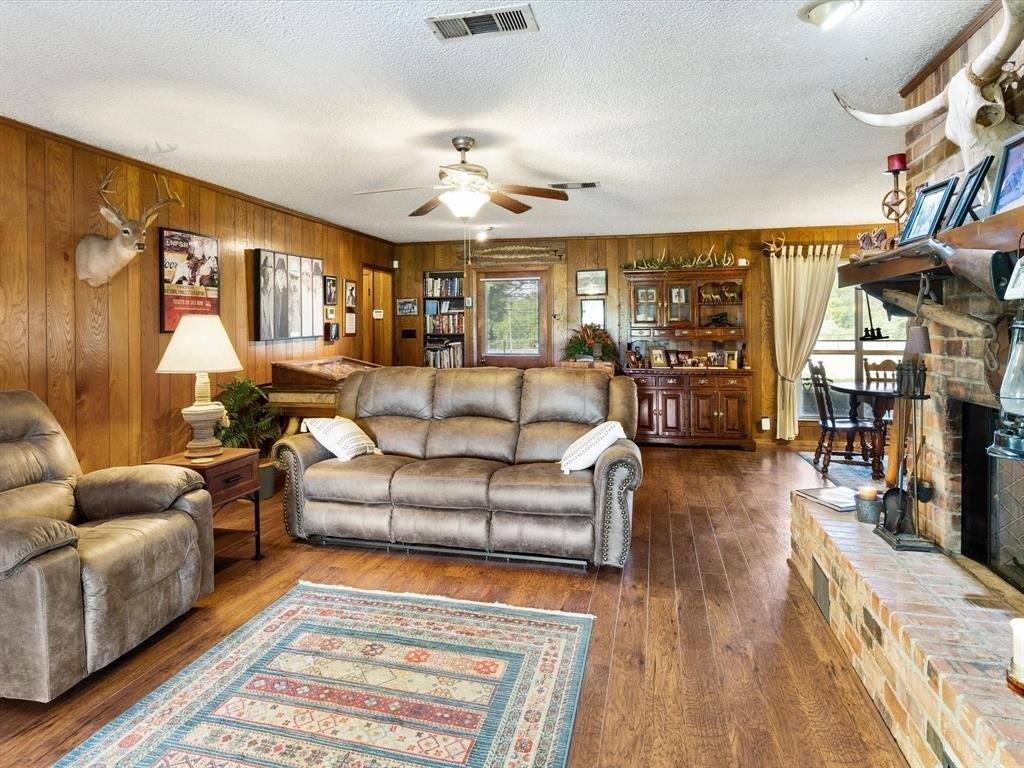 S Highway 171, Grandview, TX 76050