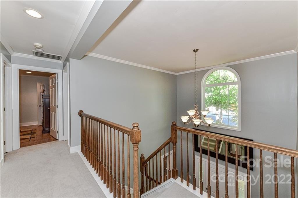 Ardenwoods Dr, Charlotte, NC 28215