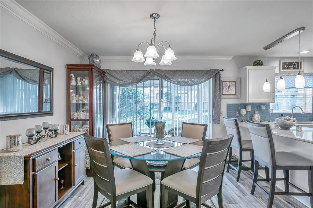 Bear Oak Dr, Valrico, FL 33594