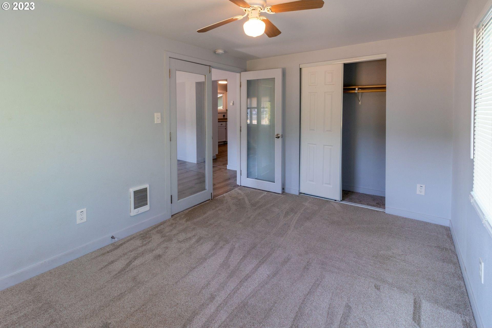 Ne Johnson St, Myrtle Creek, OR 97457