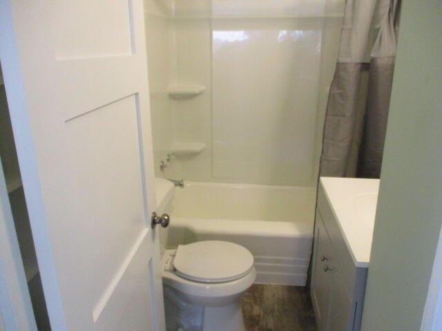 Walter St Se, Grand Rapids, MI 49548