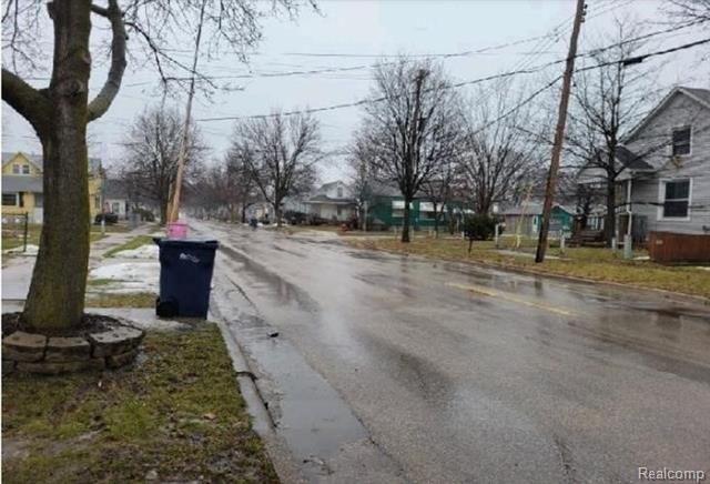 S Lincoln St, Bay City, MI 48708