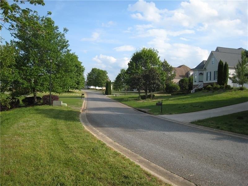 Ridge Farms Dr, Cumming, GA 30041
