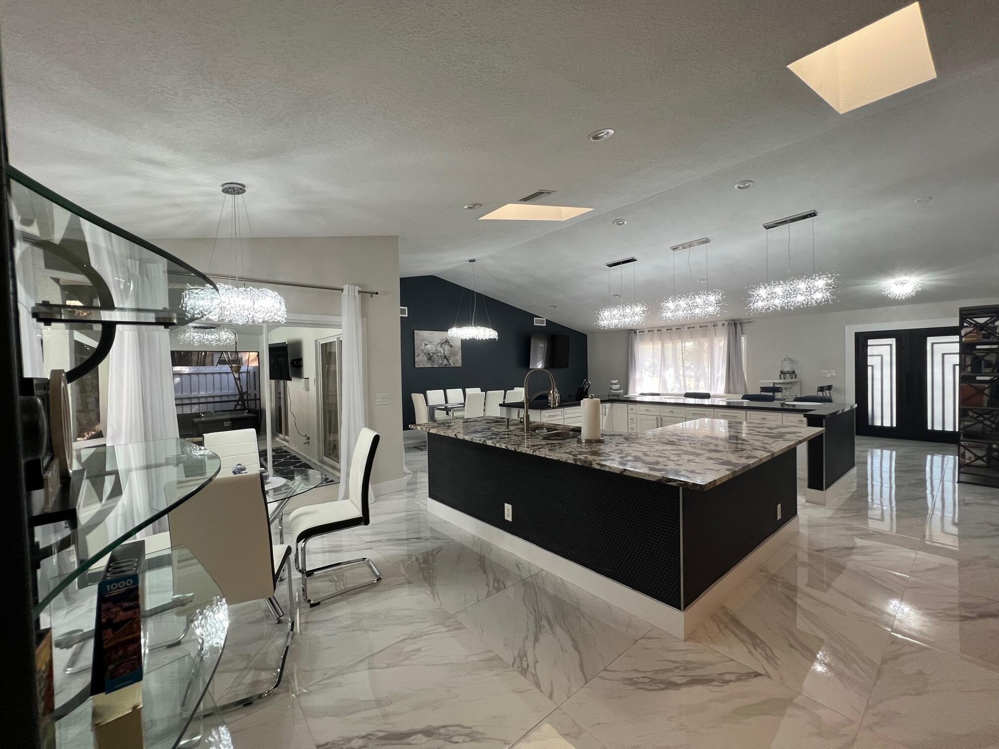 Exotica Ln, Wellington, FL 33414