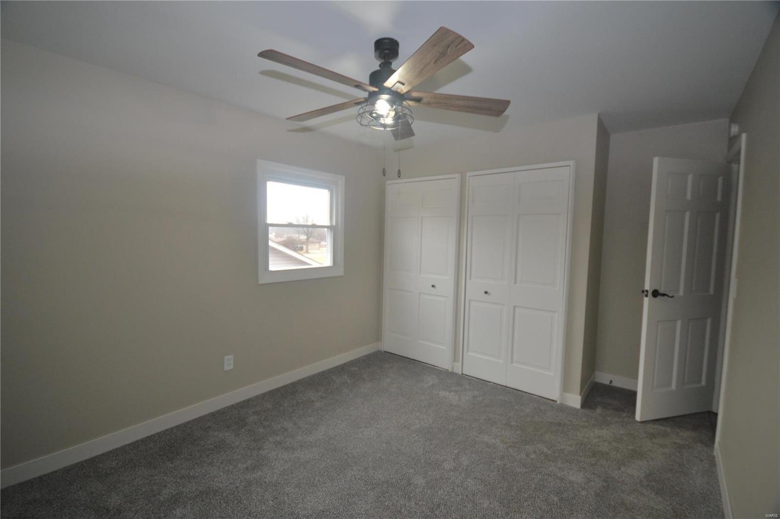 Breckenridge Dr, Belleville, IL 62221