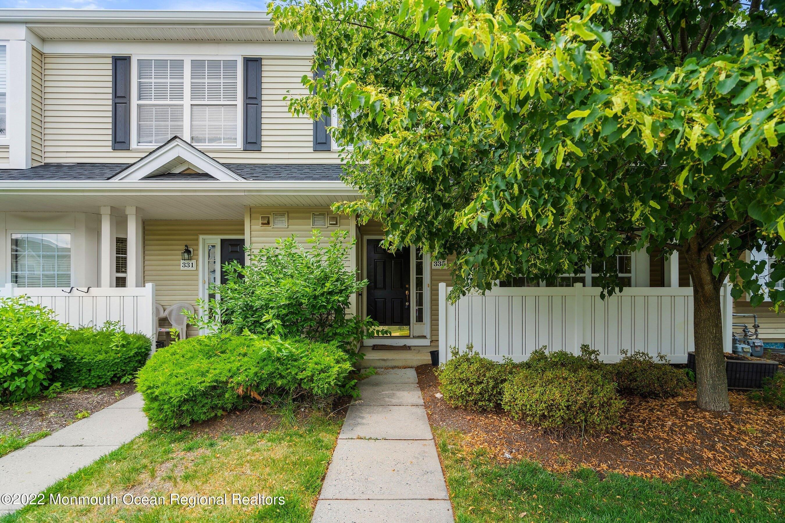 Brookfield Dr, Jackson, NJ 08527