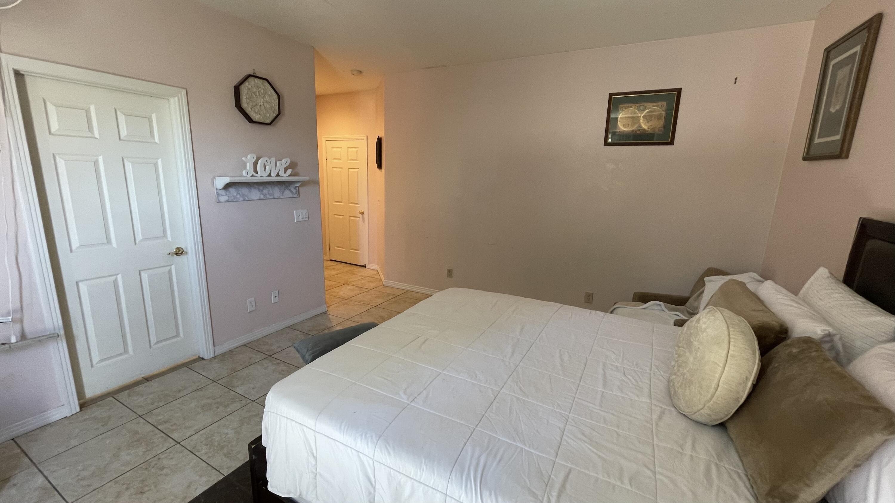 Chardonnay Cir, Coachella, CA 92236