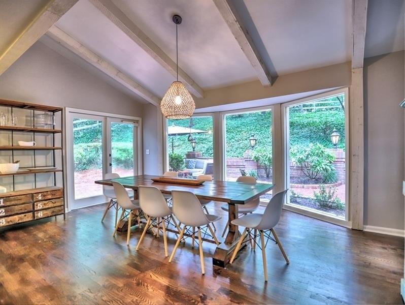 Earlston Dr, Sandy Springs, GA 30328