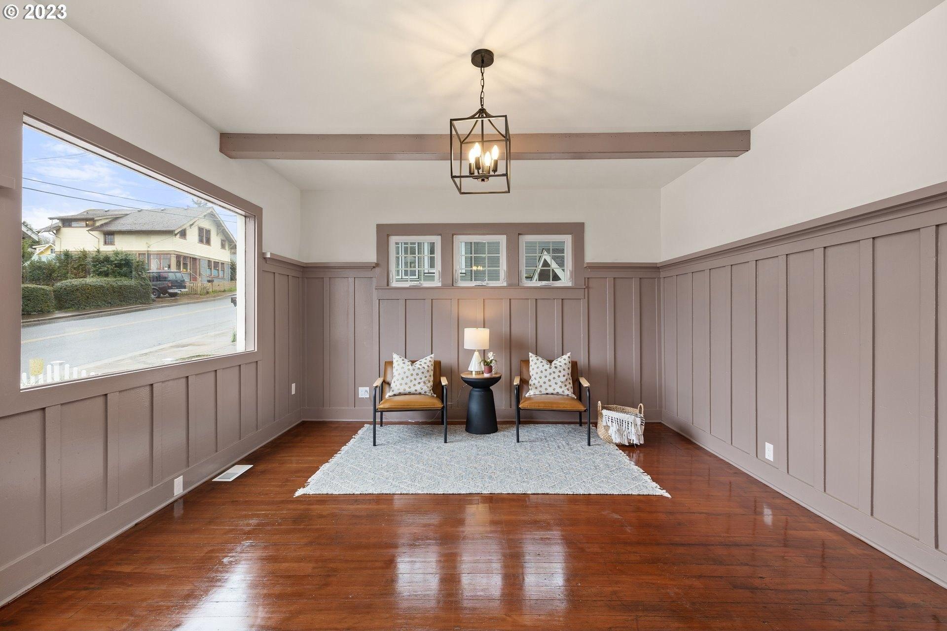8th St, Astoria, OR 97103