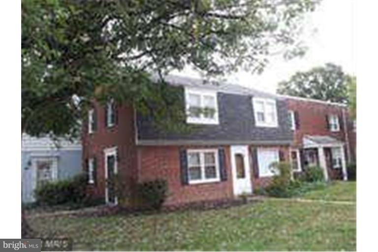Colebrooke Dr, Temple Hills, MD 20748