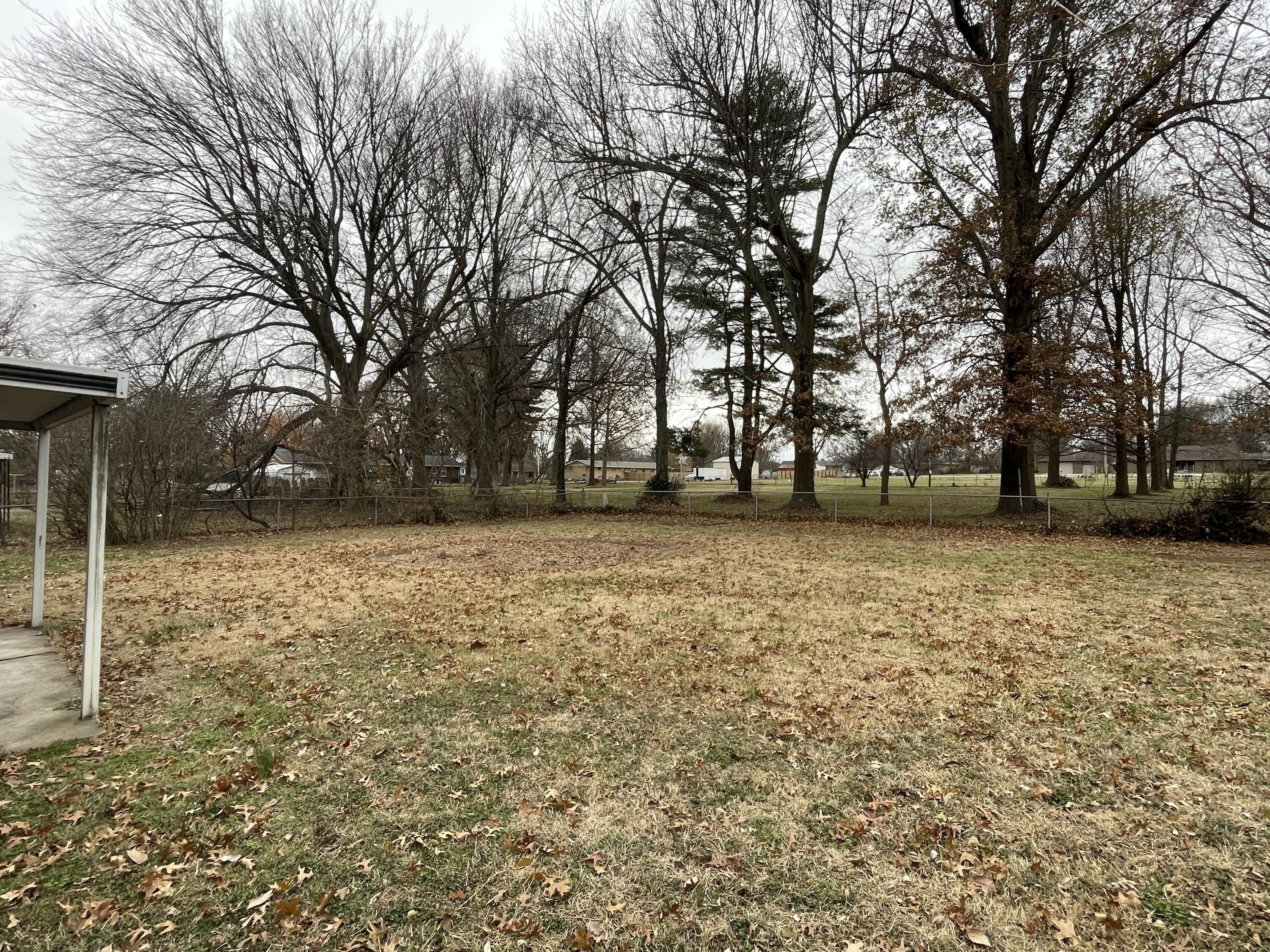 S Duke Ave, Springfield, MO 65802