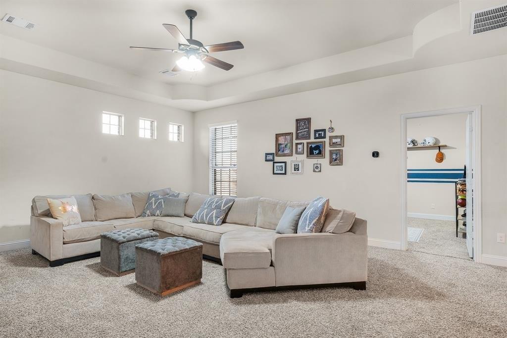 Brighton Dr, Midlothian, TX 76065