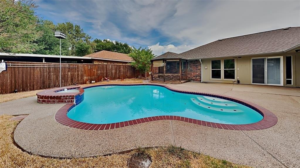 Edgefield Trl, Flower Mound, TX 75028