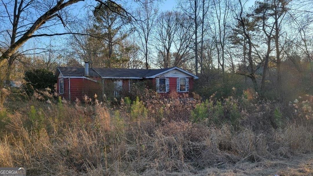 W Village Pkwy, Ellenwood, GA 30294