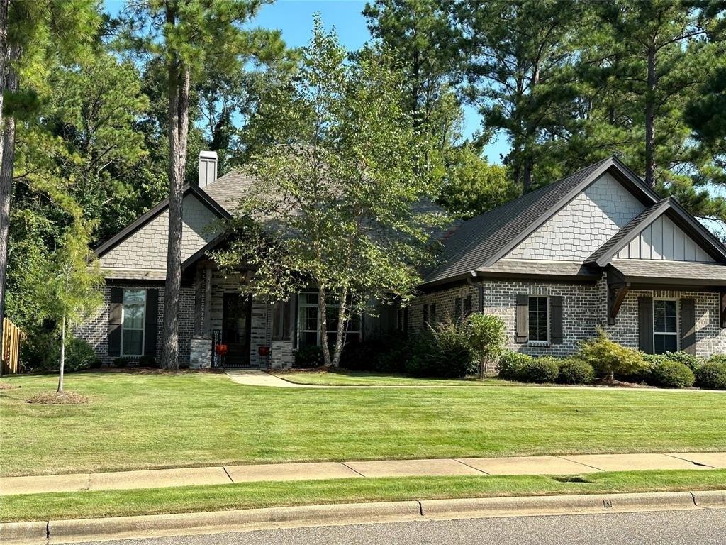 Crescent Lodge Dr, Pike Road, AL 36064