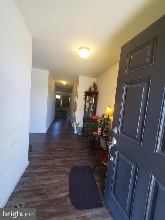 Rollingview Ln, Denver, PA 17517