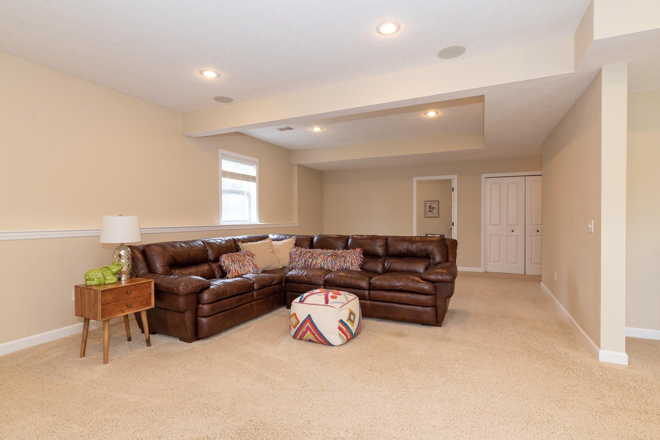 Charlevoix St, Kalamazoo, MI 49009