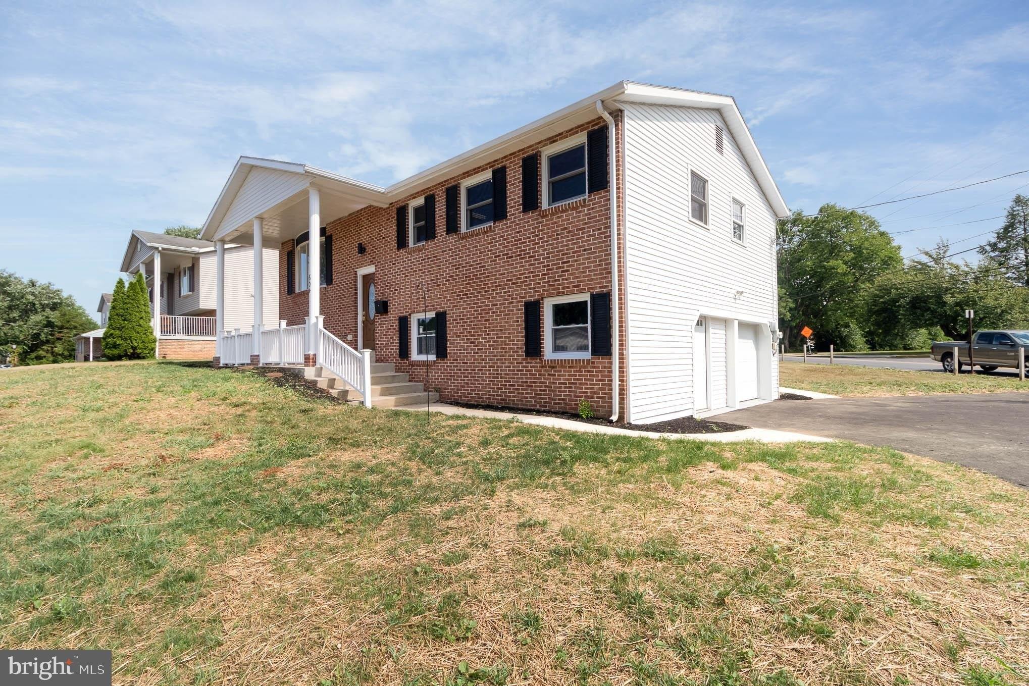 D St, Carlisle, PA 17013