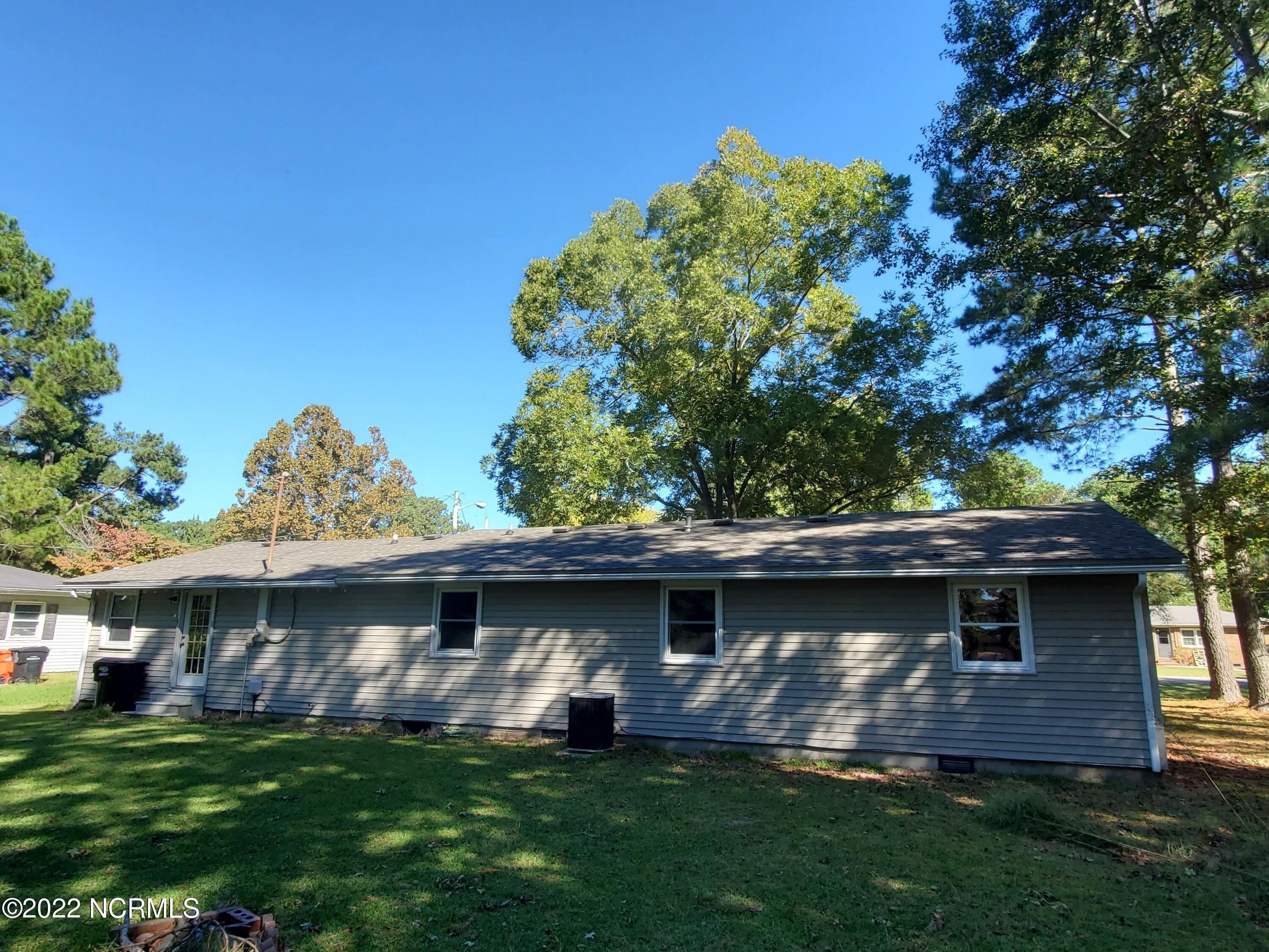 Burlington Dr, Elizabeth City, NC 27909