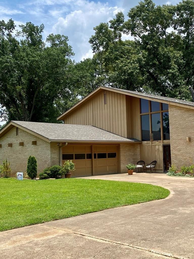 Bradley Dr, Athens, TX 75751
