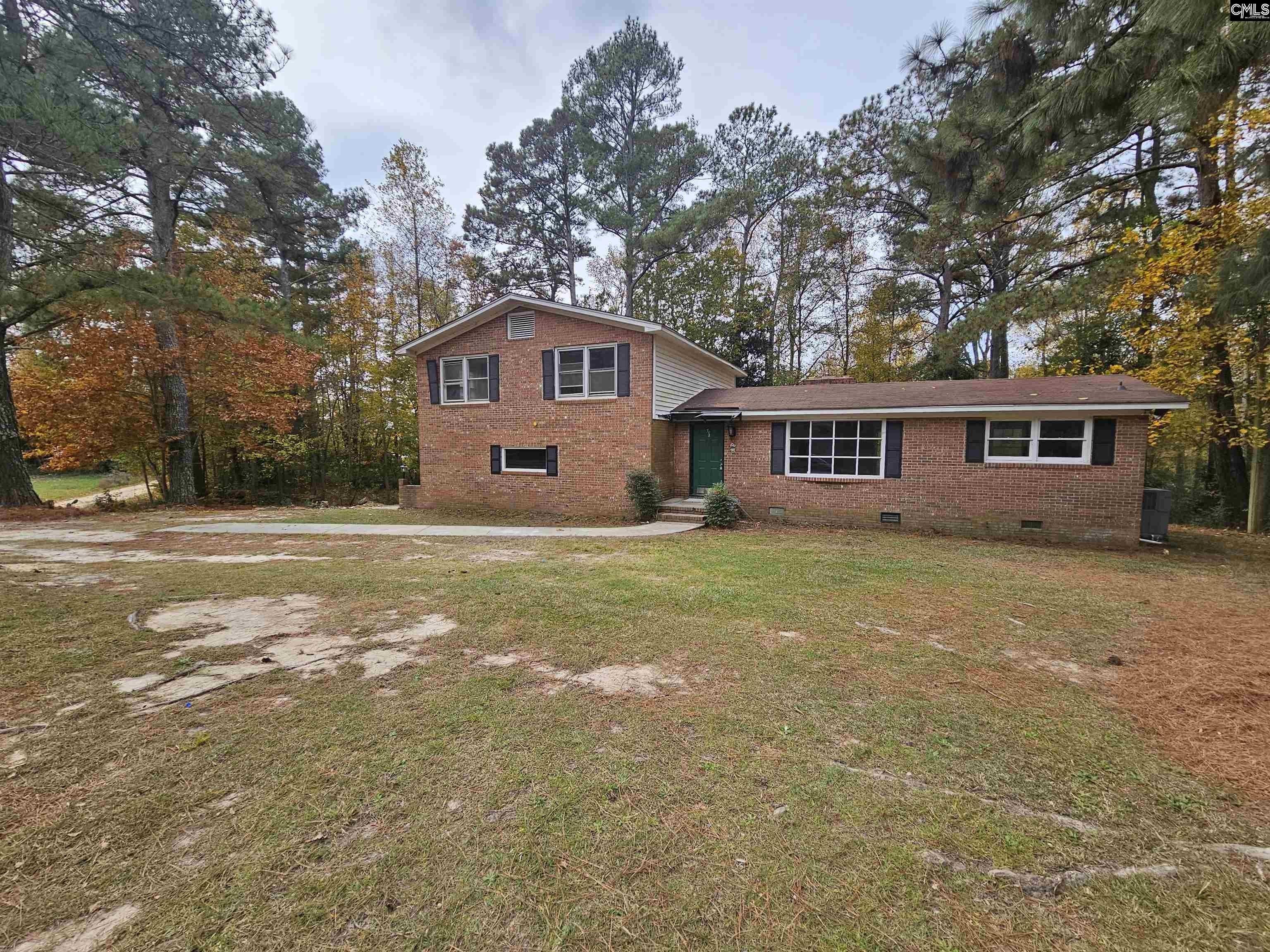 Willis St, Batesburg, SC 29006