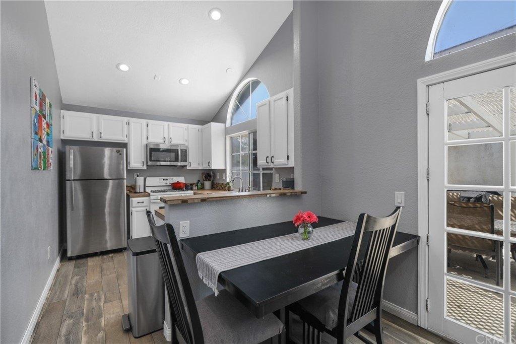 Teatree Ct, Temecula, CA 92591