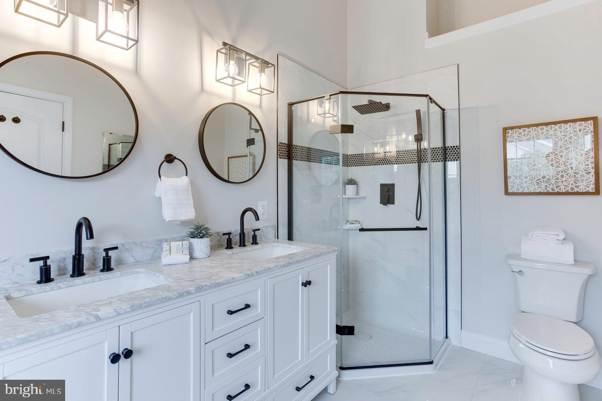 Edgemere Cir, Reston, VA 20190