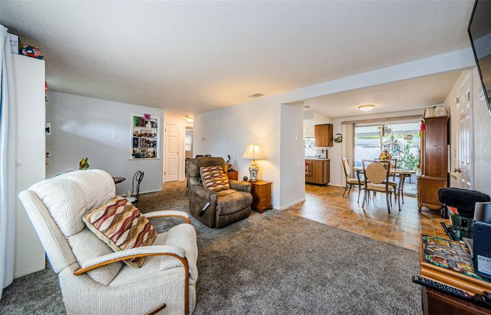 Bainbridge Dr, Holiday, FL 34691
