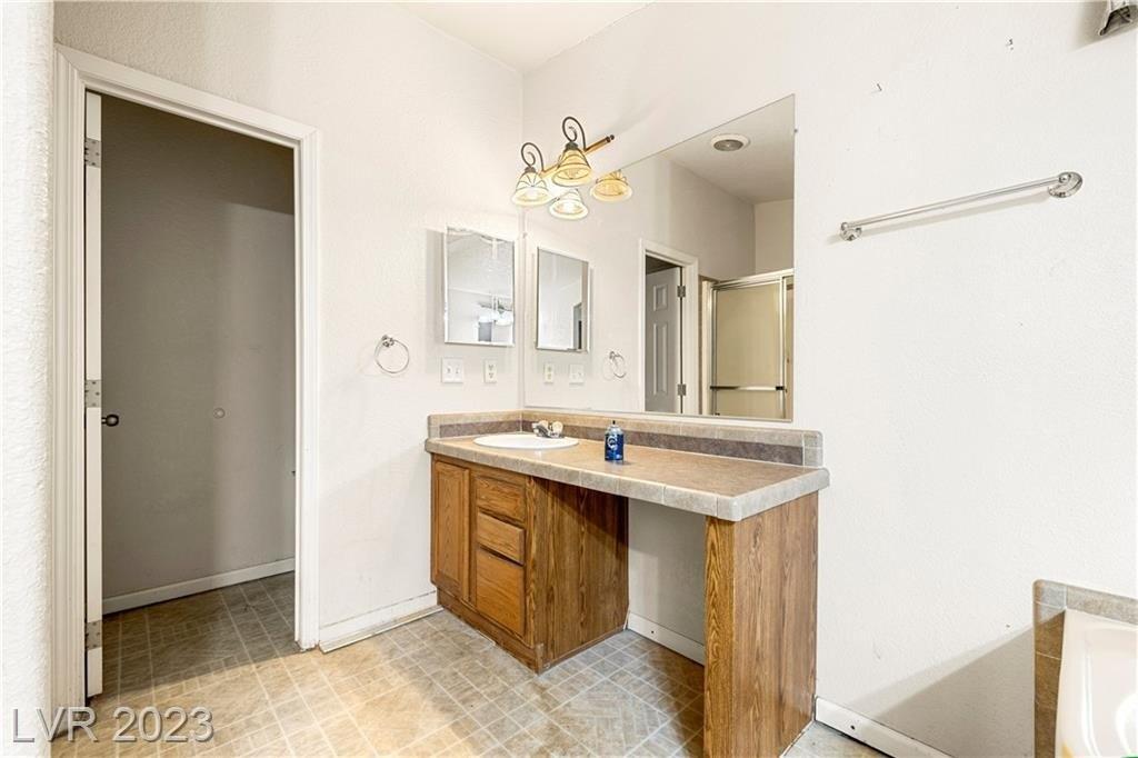 W Leffner Dr, Pahrump, NV 89060