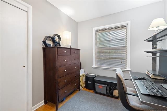 E 25th Pl, Tulsa, OK 74114