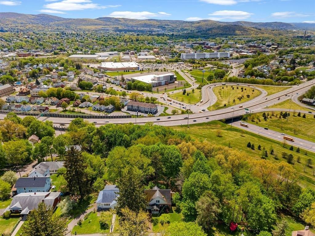 Sunset Dr, Binghamton, NY 13905