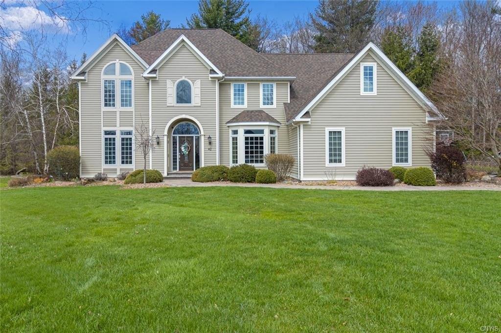 Ironwood Rd, New Hartford, NY 13413