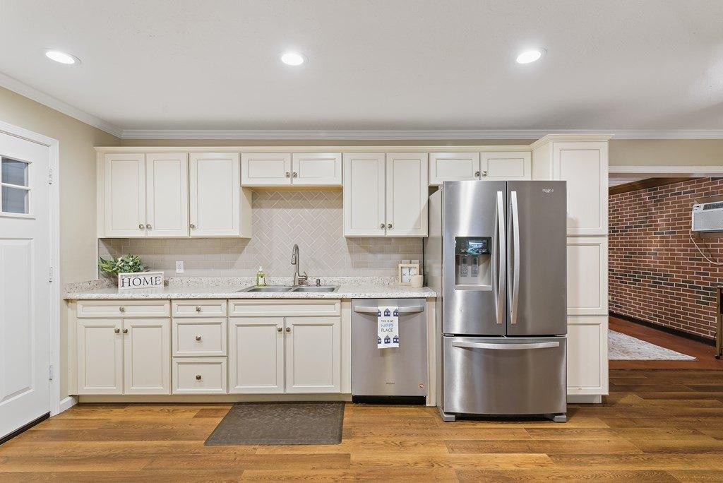Hall St, Daleville, AL 36322