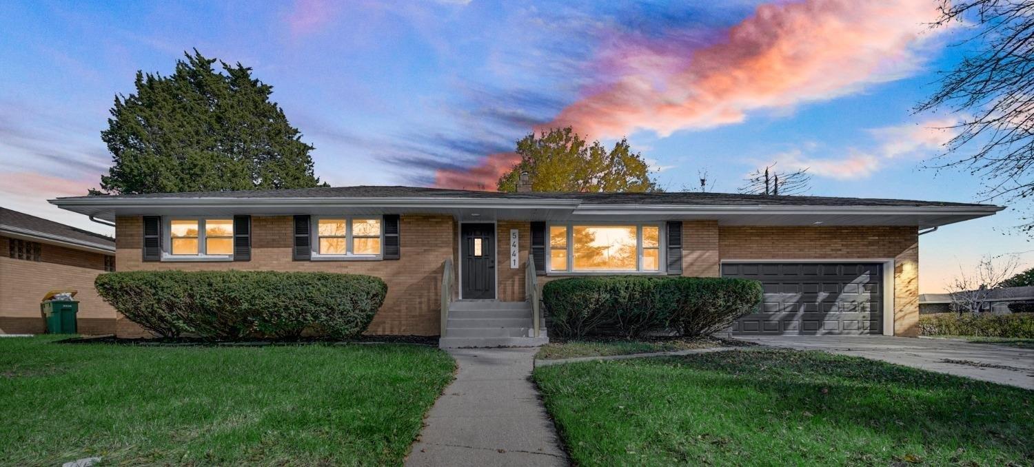 Johnson St, Merrillville, IN 46410