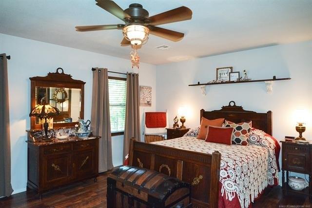 S Plymouth Rock Rd, Cookson, OK 74427
