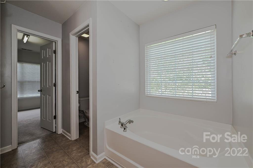 Brecken Ct, Kannapolis, NC 28081