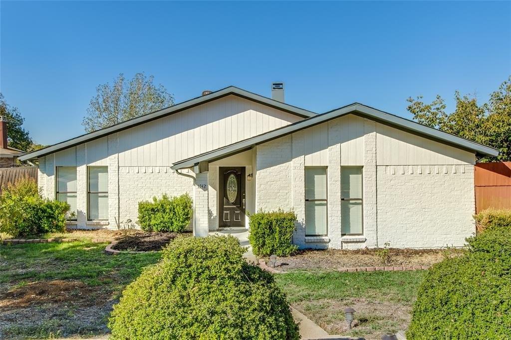 Delaford Dr, Carrollton, TX 75007