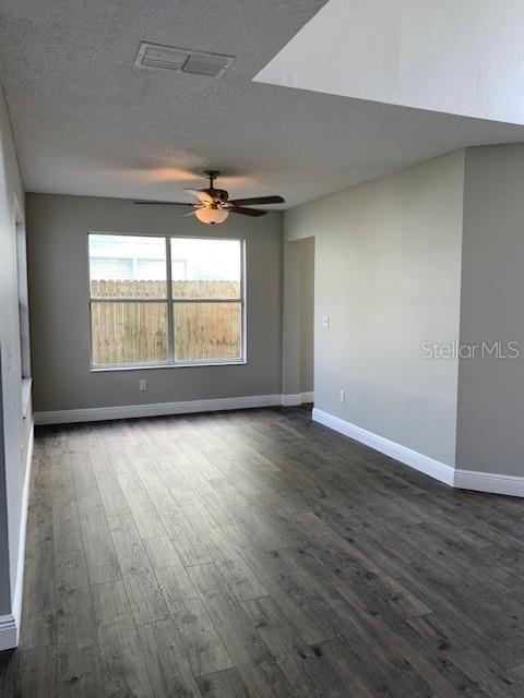 Crystal Point Dr, Orlando, FL 32825