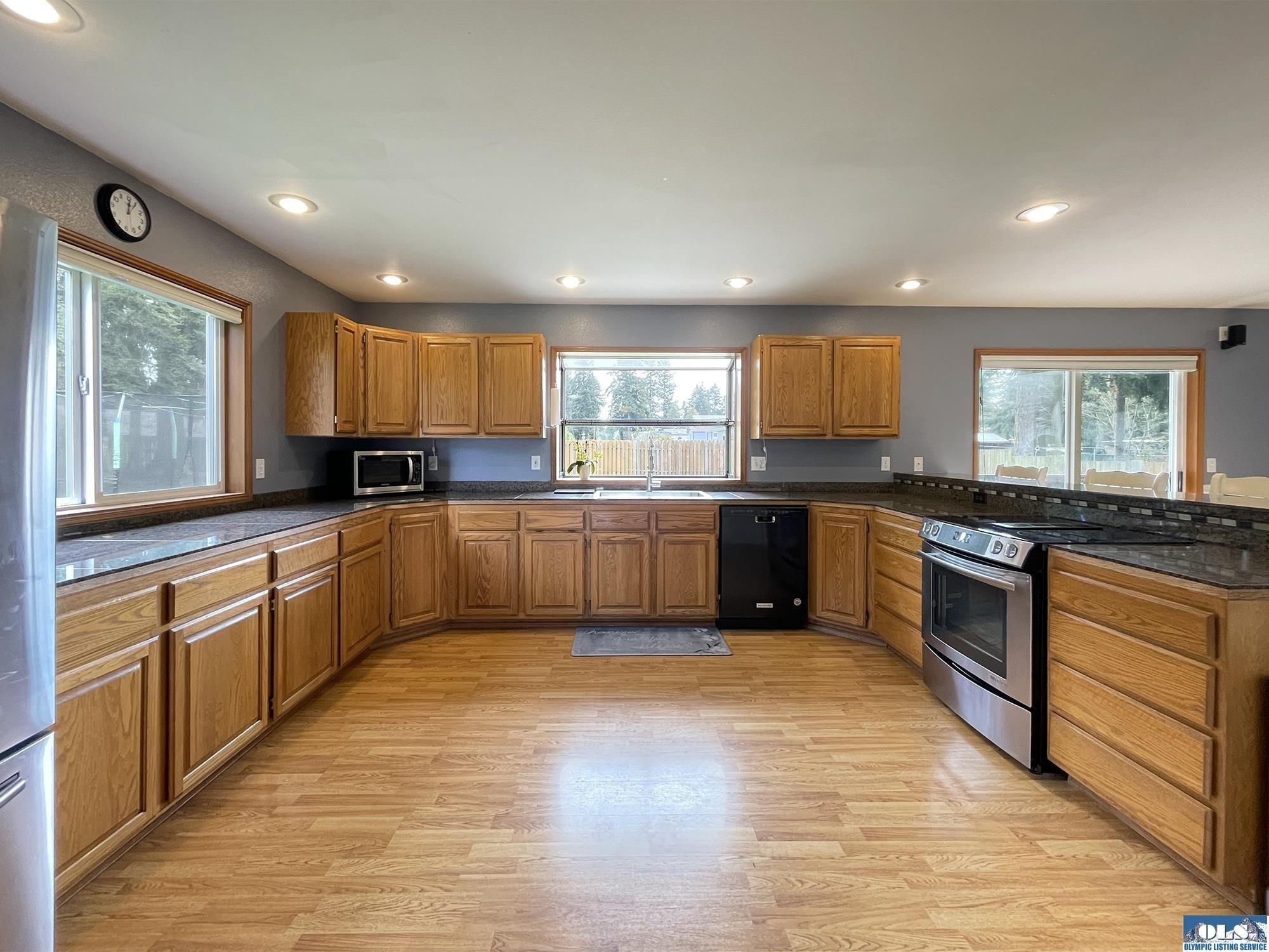 Fir Cir, Port Hadlock, WA 98339