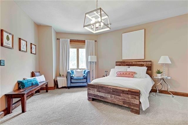 N Sycamore Ave, Kansas City, MO 64157